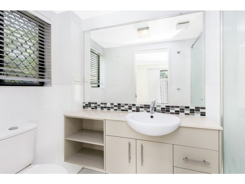 2/51 Elizabeth Street, Toowong QLD 4066