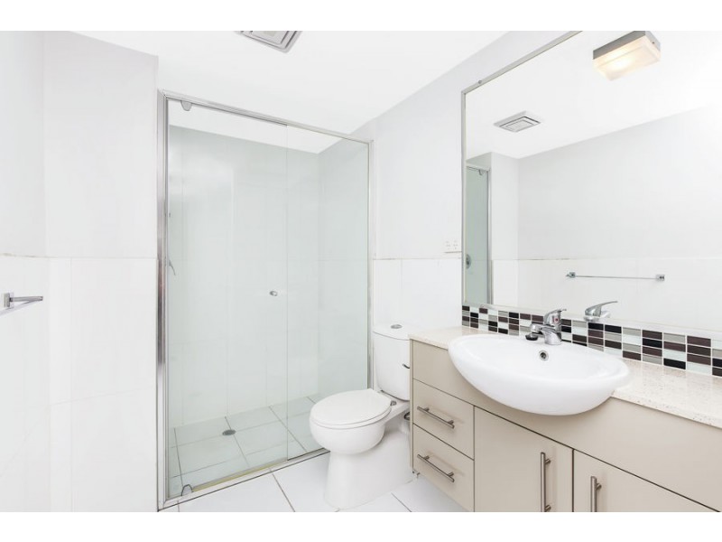 2/51 Elizabeth Street, Toowong QLD 4066