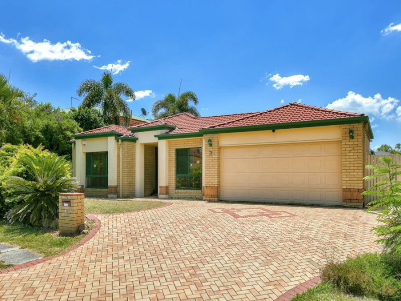71 Oakmont Street, Oxley QLD 4075