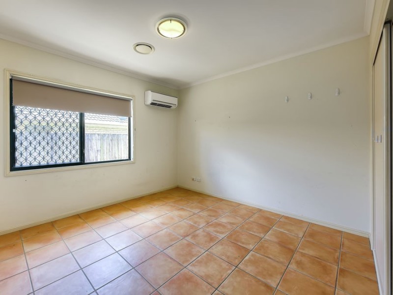 71 Oakmont Street, Oxley QLD 4075