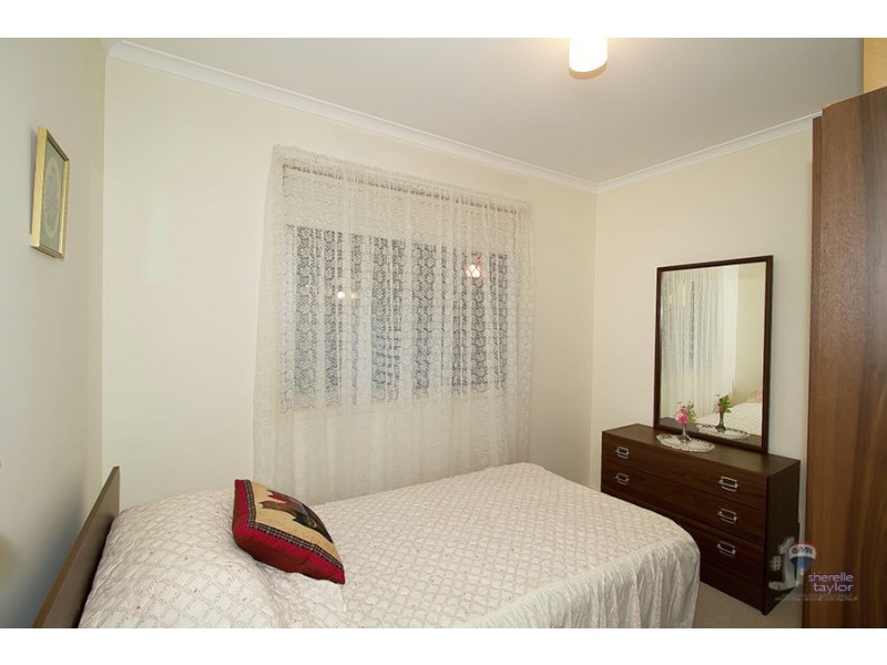 6 Heysen Court, Collingwood Park QLD 4301