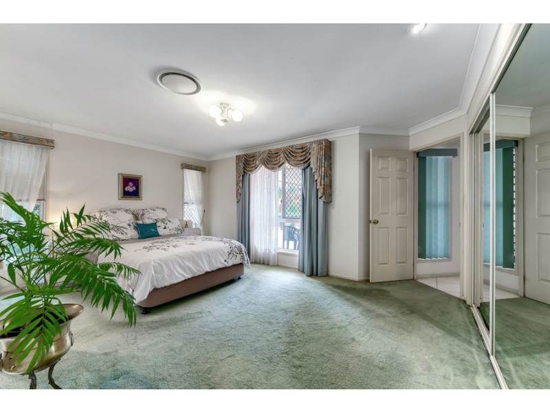 26 Glenrich Street, Corinda QLD 4075