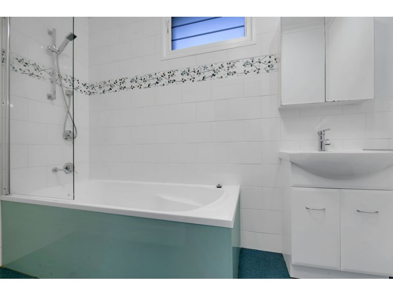 10 Craigmont Street, Tarragindi QLD 4121