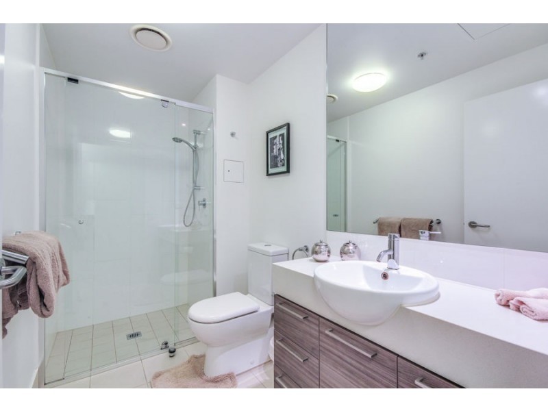 21706/8 Hercules Street, Hamilton QLD 4007