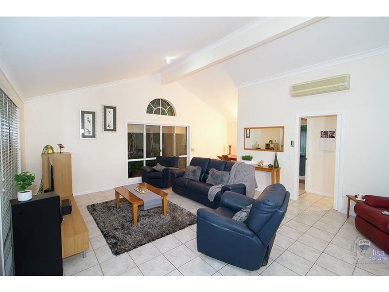 9 Colac Court, Westlake QLD 4074