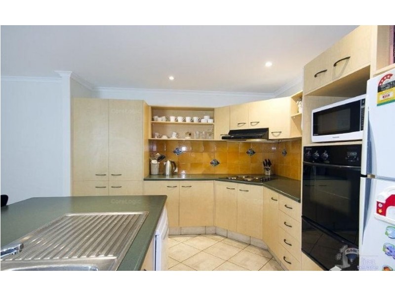 11 Cowal Close, Westlake QLD 4074