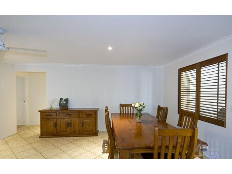 11 Cowal Close, Westlake QLD 4074