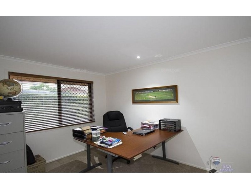 11 Cowal Close, Westlake QLD 4074