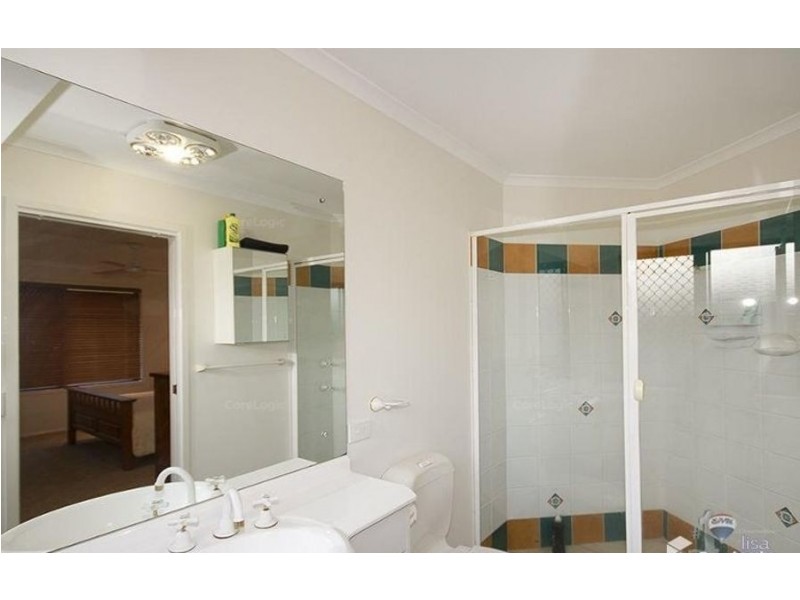 11 Cowal Close, Westlake QLD 4074