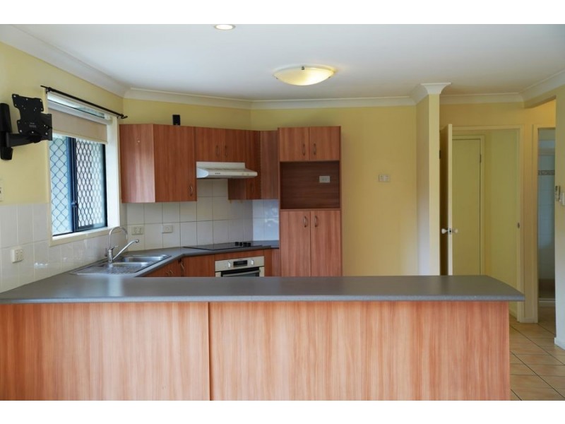 5 Selkirk Close, Oxley QLD 4075