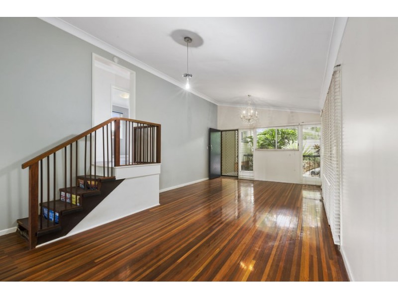 193 Cliveden Ave, Oxley QLD 4075