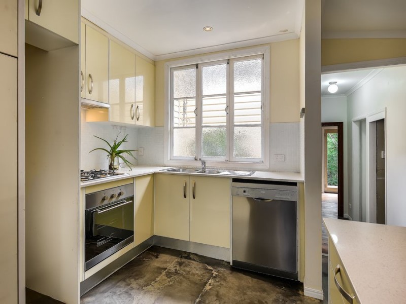 193 Cliveden Ave, Oxley QLD 4075
