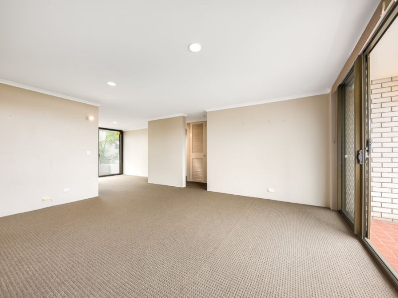12/11 Shottery Street, Yeronga QLD 4104