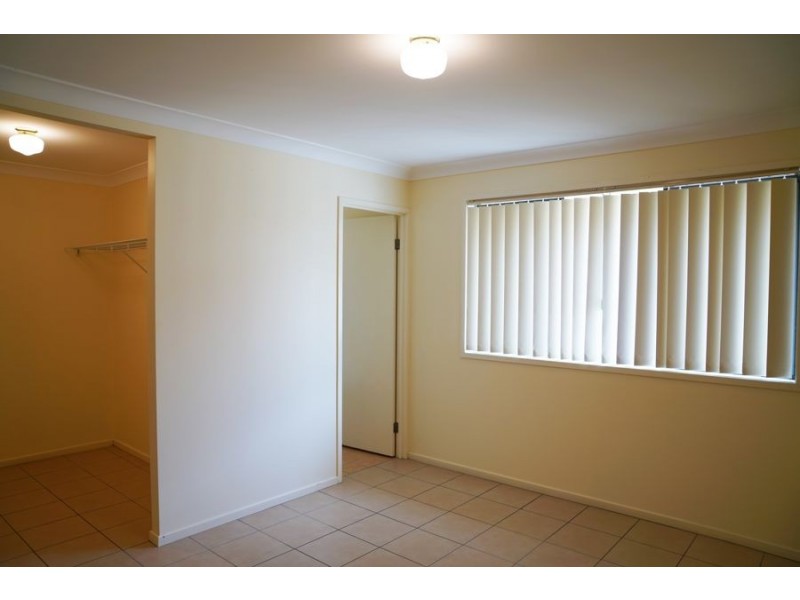 5 Selkirk Close, Oxley QLD 4075