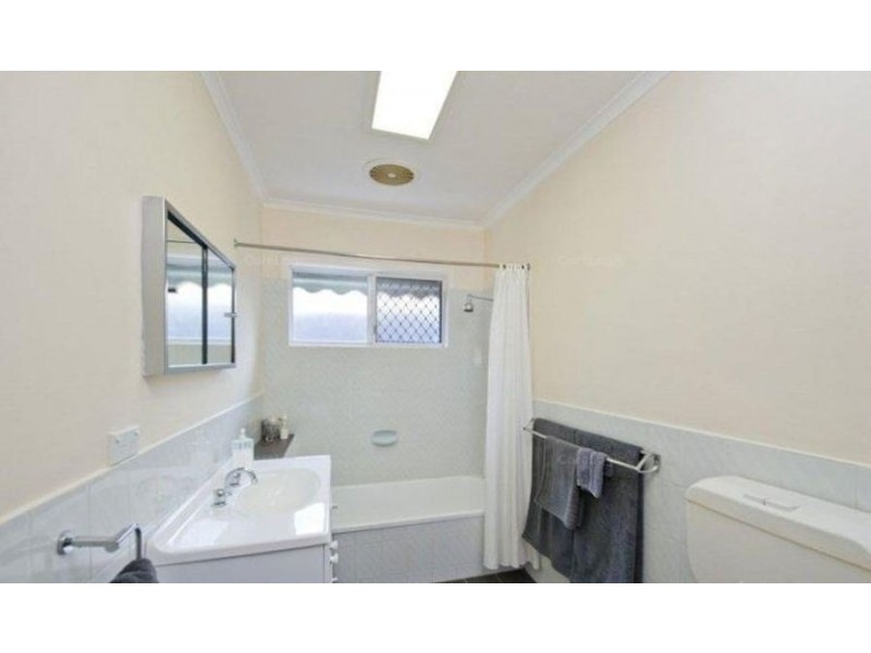 61 Dobell Street, Indooroopilly QLD 4068