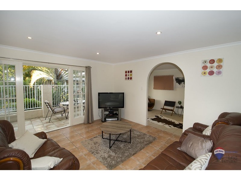 25 Galleon Street, Jamboree Heights QLD 4074