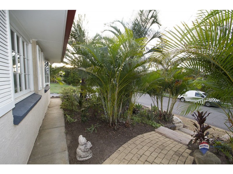 25 Galleon Street, Jamboree Heights QLD 4074