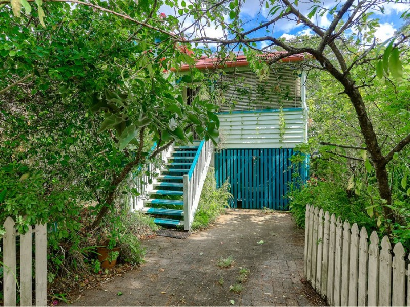 46 Wingarra Street, Yeerongpilly QLD 4105