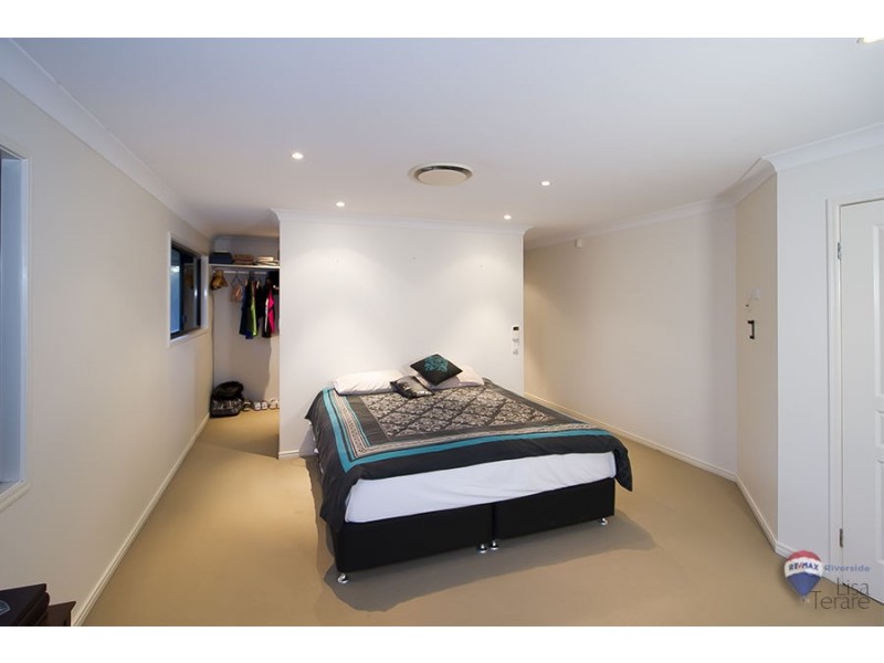 21 Drovers Place, Sumner QLD 4074