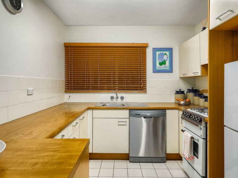 2/7 Sutton Street, Chelmer QLD 4068