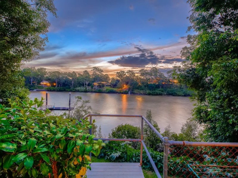 2/7 Sutton Street, Chelmer QLD 4068