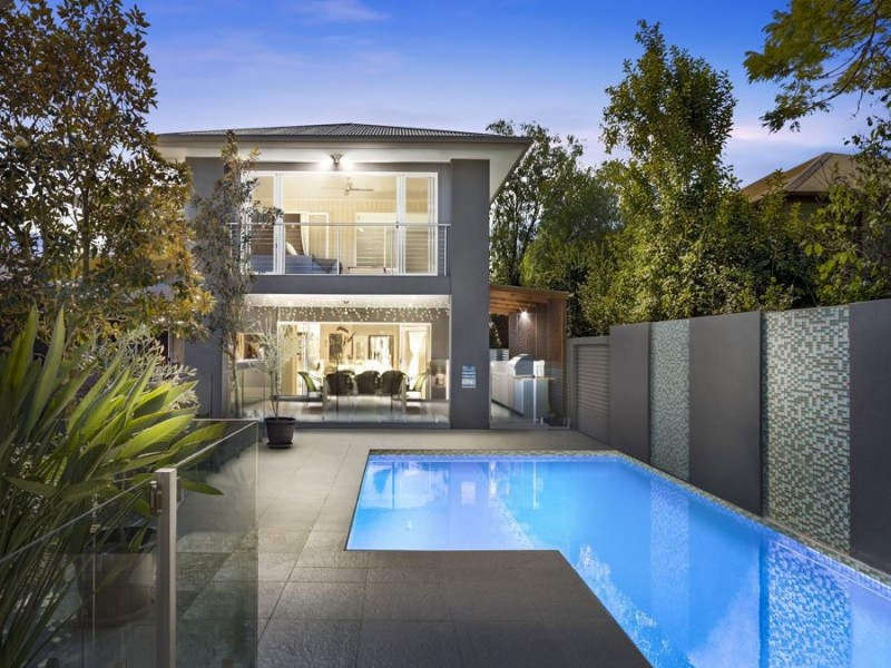 12 Wylie Street, Graceville QLD 4075