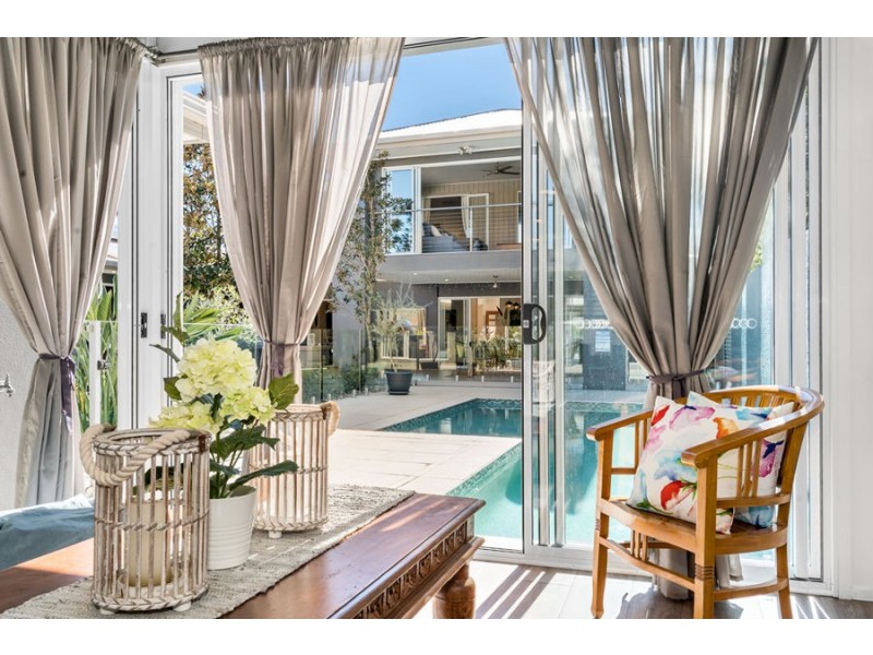 12 Wylie Street, Graceville QLD 4075