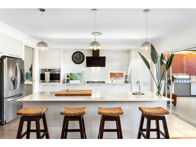 12 Wylie Street, Graceville QLD 4075