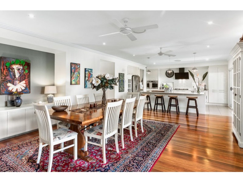 12 Wylie Street, Graceville QLD 4075