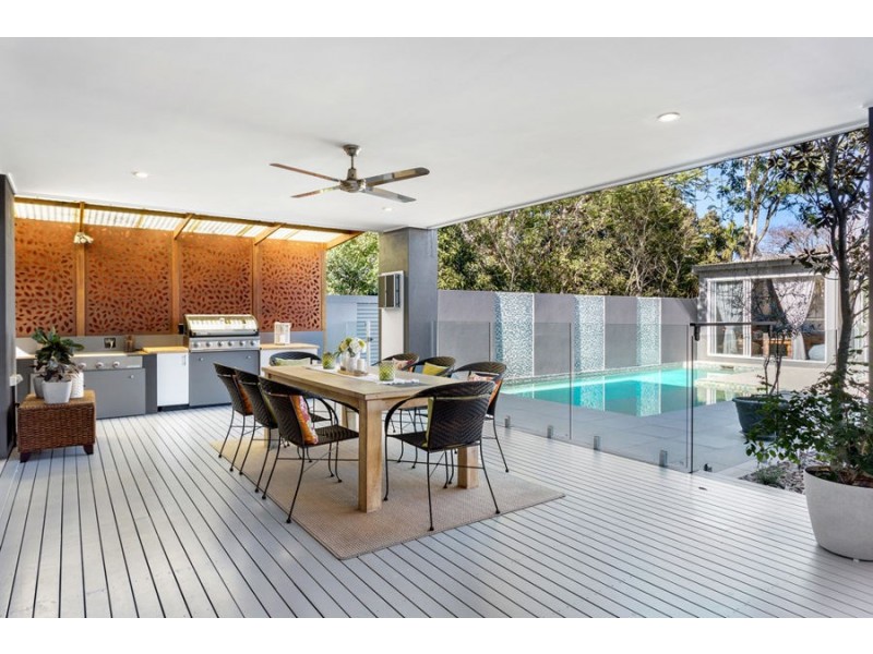 12 Wylie Street, Graceville QLD 4075