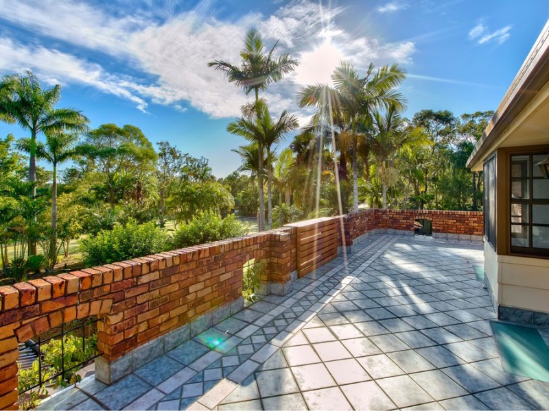 106 Leacroft Rd, Burbank QLD 4156