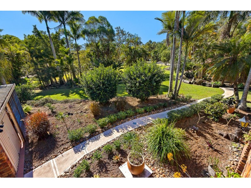 106 Leacroft Rd, Burbank QLD 4156