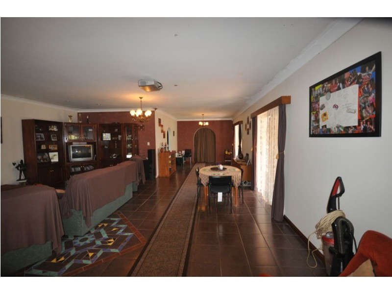 860 Kingston Road, Waterford West QLD 4133