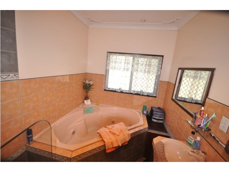 860 Kingston Road, Waterford West QLD 4133