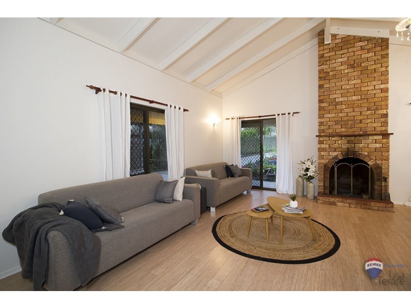 40 Poseidon Crescent, Jamboree Heights QLD 4074