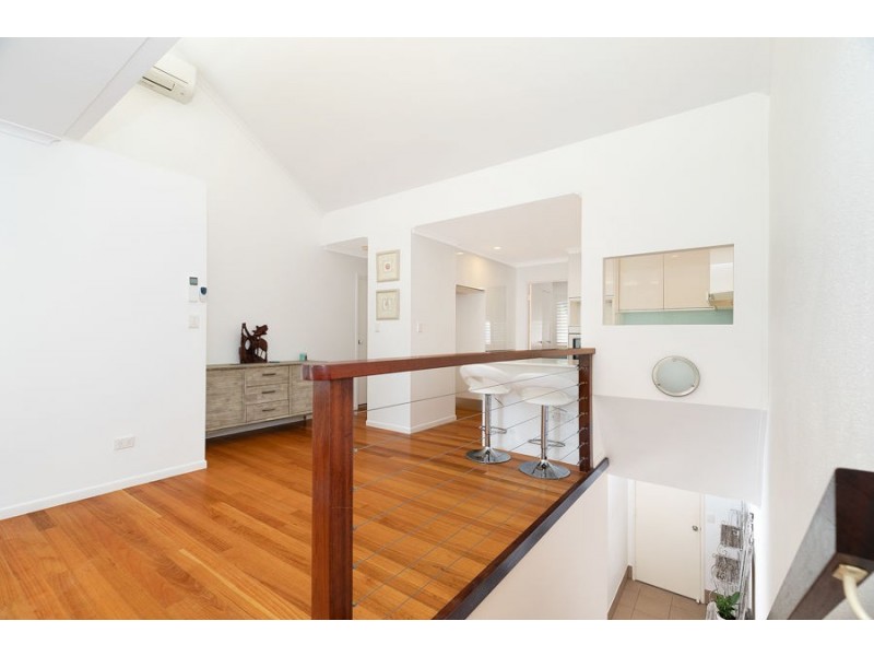 18/95 Strickland Terrace, Graceville QLD 4075