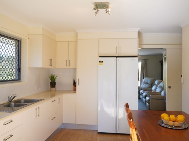 118 White Street, Graceville QLD 4075