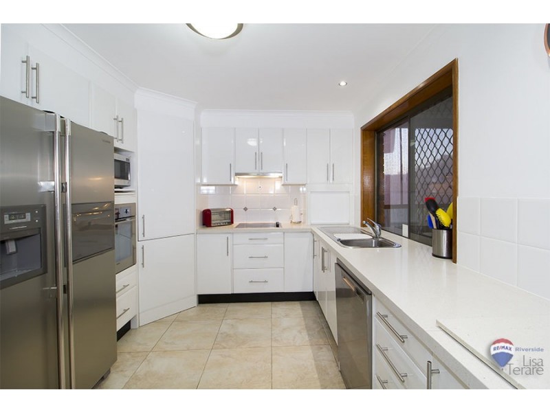 2 Harans Street, Jamboree Heights QLD 4074