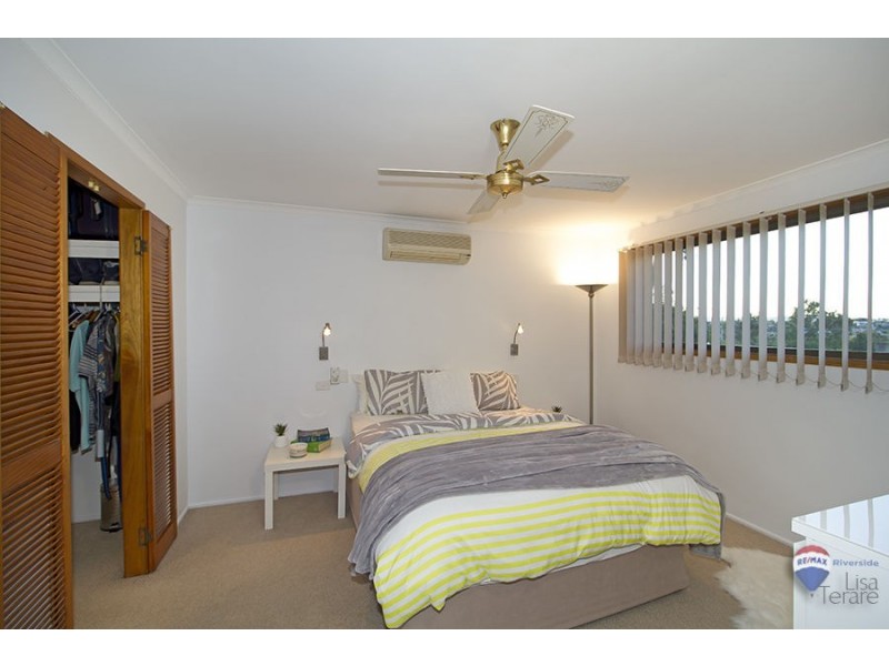 2 Harans Street, Jamboree Heights QLD 4074