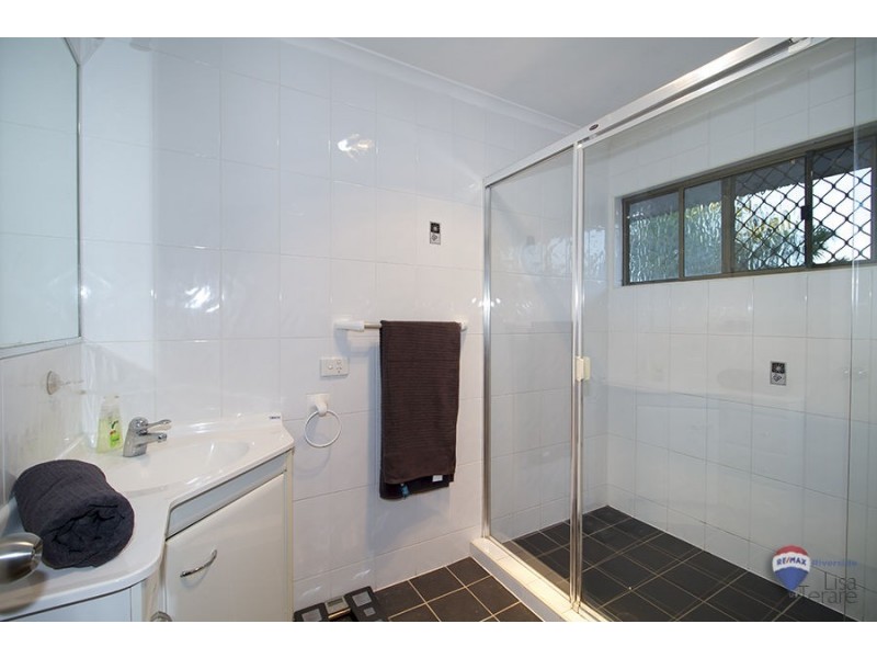 2 Harans Street, Jamboree Heights QLD 4074