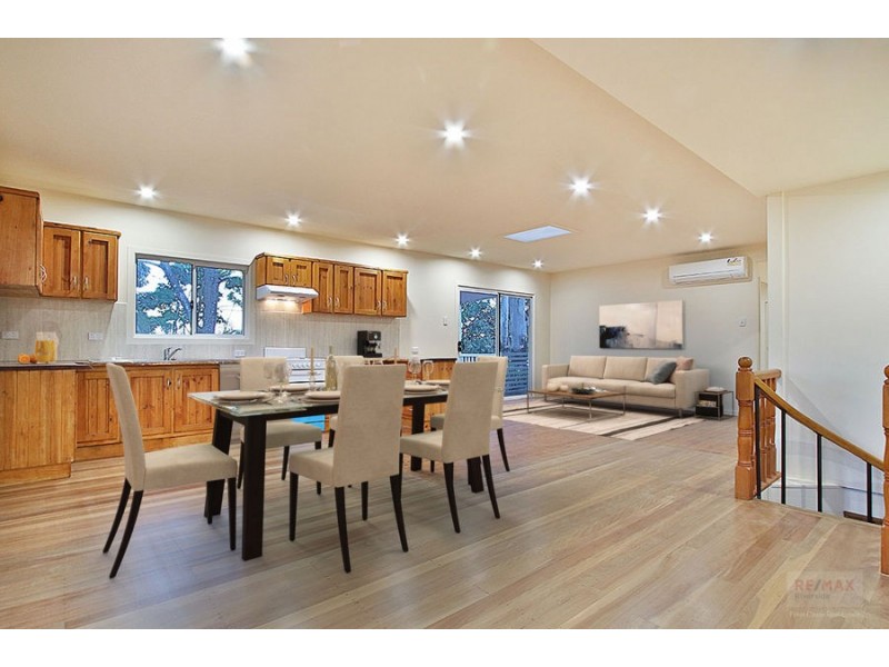 6 Blackstone Street, Indooroopilly QLD 4068