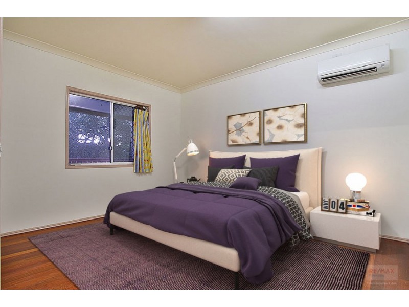 6 Blackstone Street, Indooroopilly QLD 4068