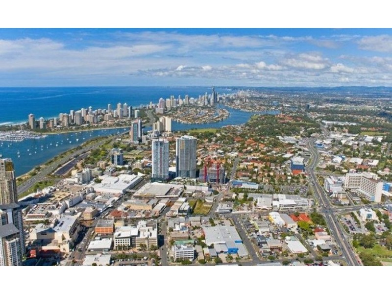 21707 5 Lawson Street, Southport QLD 4215