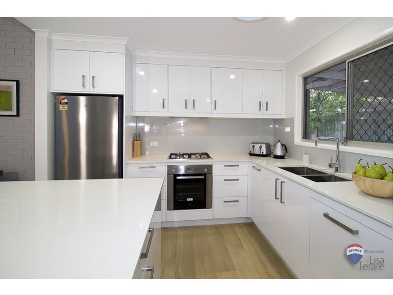 22 Ebrill Street, Jamboree Heights QLD 4074