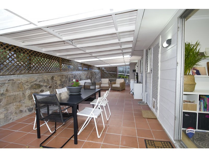 22 Ebrill Street, Jamboree Heights QLD 4074