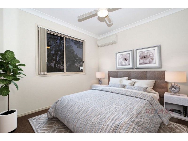 52/100 Oakmont Avenue, Oxley QLD 4075