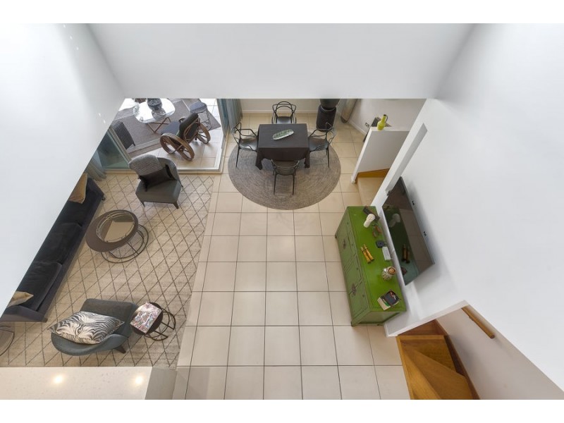 2/62 Armadale Street, St Lucia QLD 4067