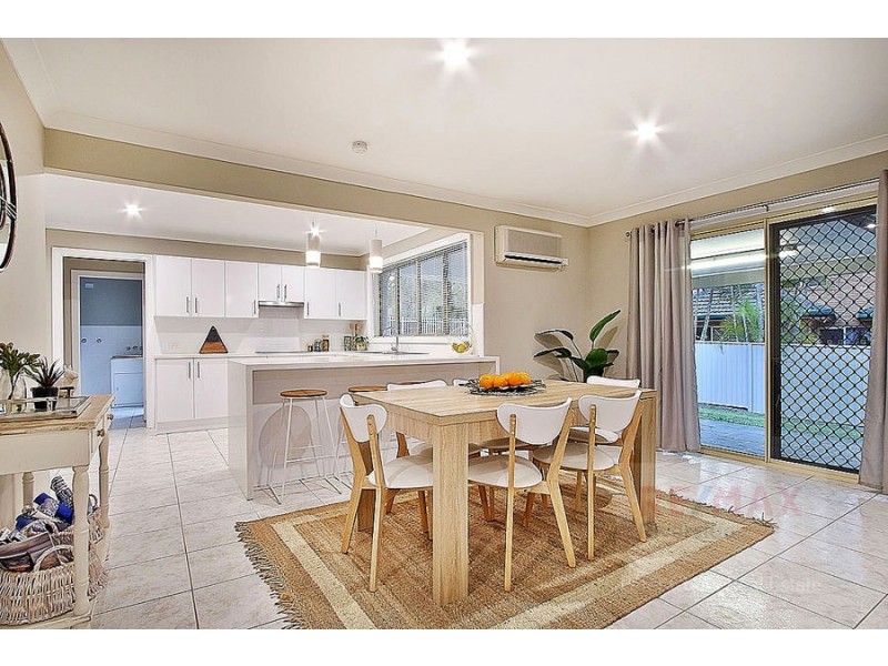5 Warenda Close, Middle Park QLD 4074