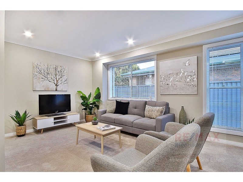 5 Warenda Close, Middle Park QLD 4074