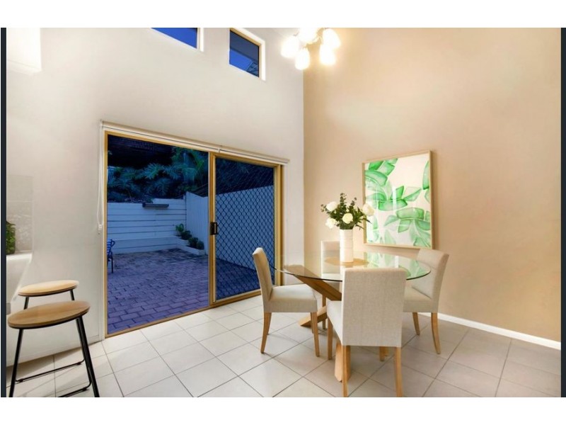 3/9 Chester Street, Highgate Hill QLD 4101